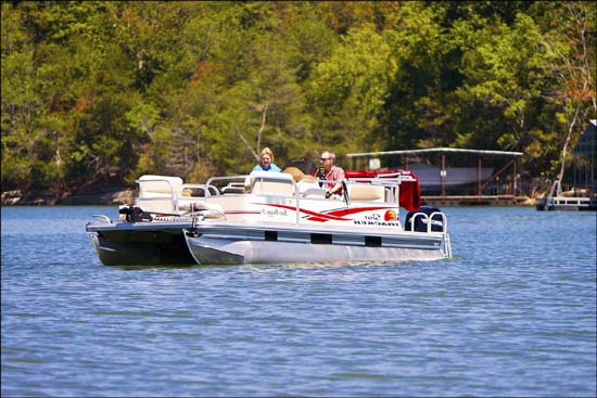 Types of Lake Boats | Find The Best For You - Marine Waterline